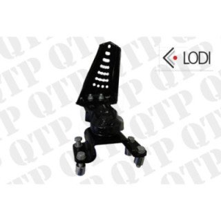 Mudguard Bracket LH Case Optum New Holland T7 Series